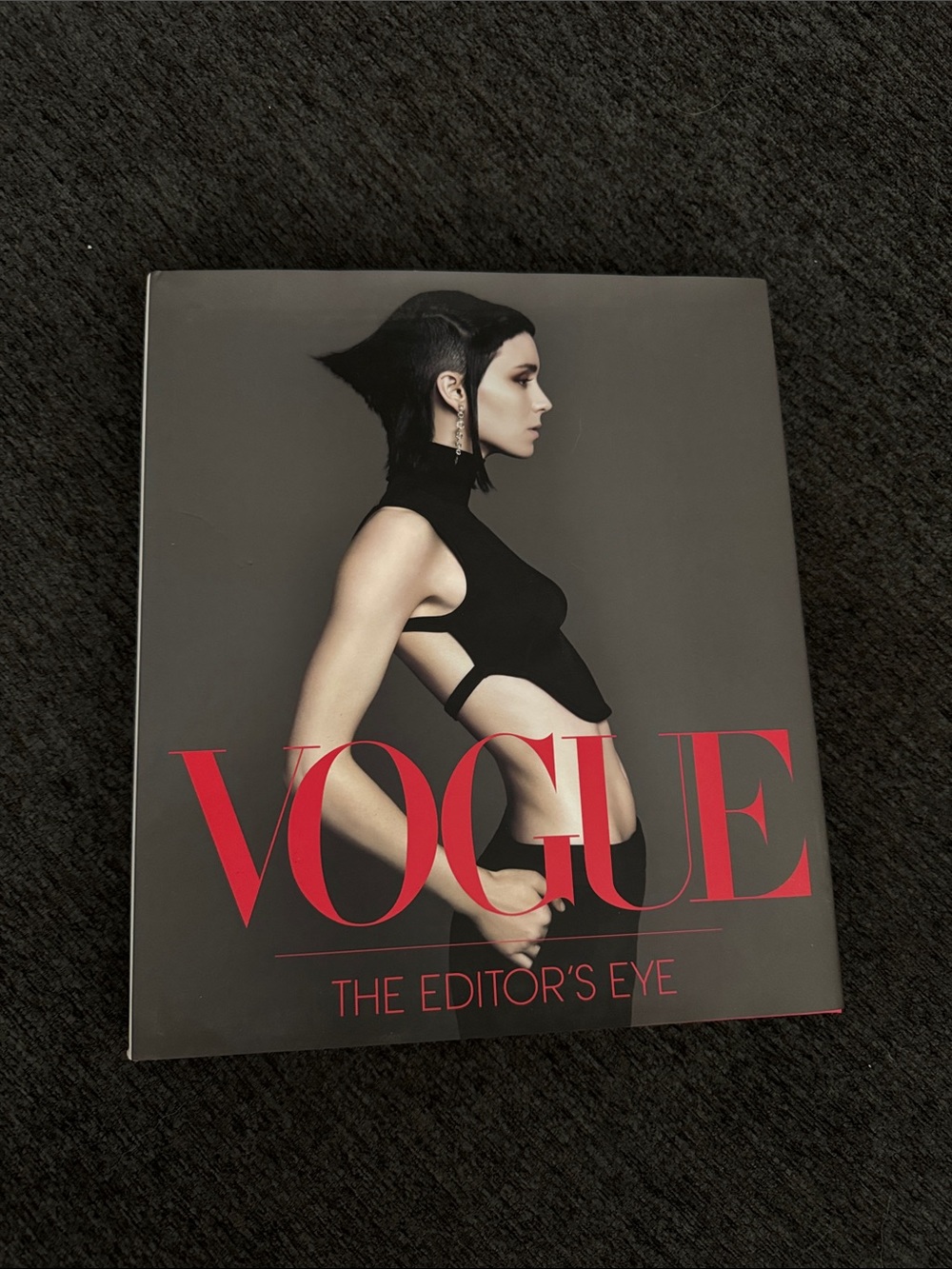 Vogue The Editor's Eye Coffee Table Book -VERY HEAVY